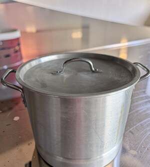 Vintage Mirro 22 Quart Aluminum Stock Pot with Lid